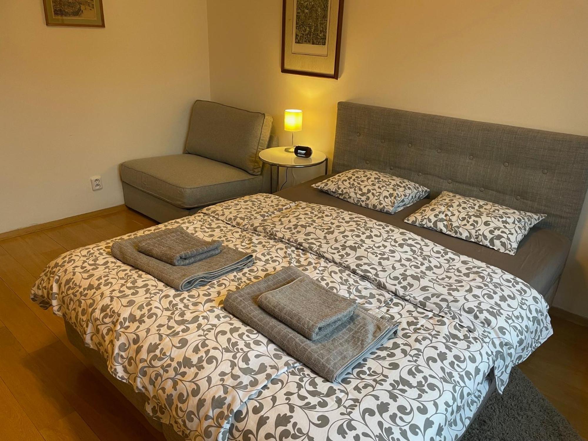 Apartment Kosatcova Praha Eksteriør bilde