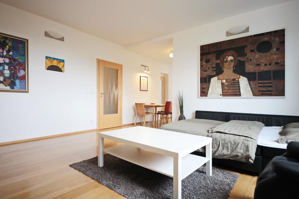 Apartment Kosatcova Praha Eksteriør bilde
