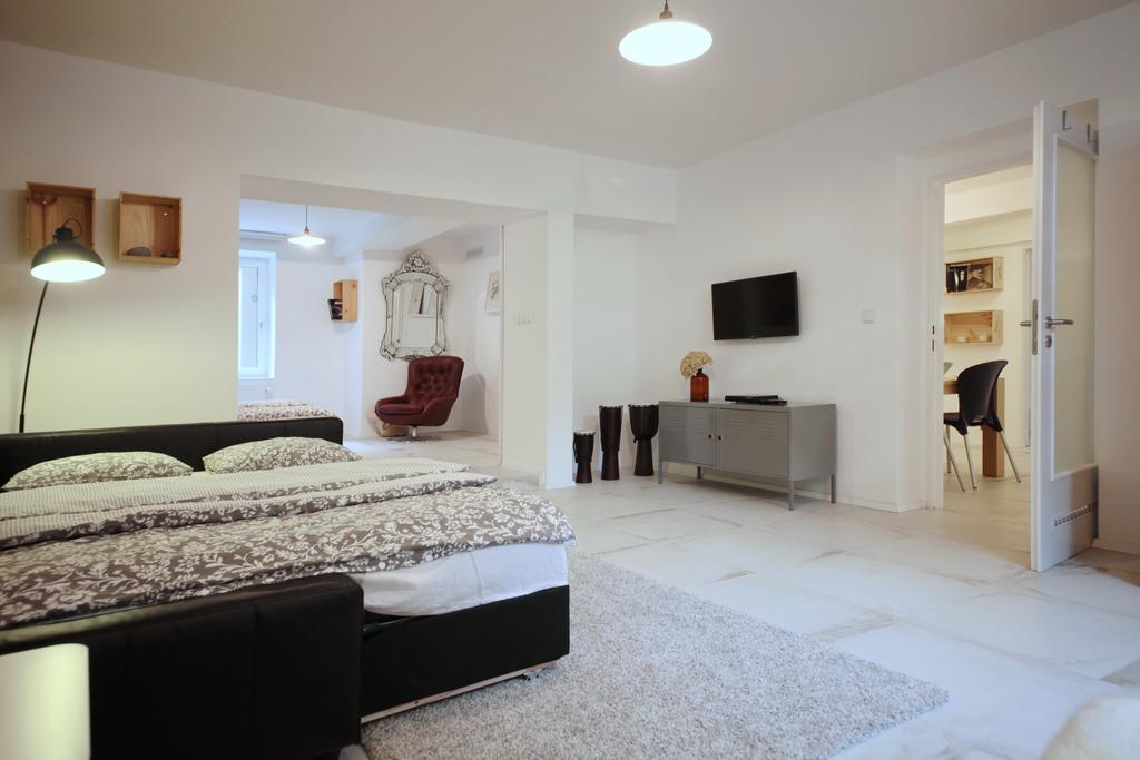 Apartment Kosatcova Praha Eksteriør bilde